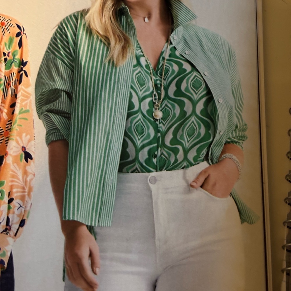 CAbi Scroll Top Green Patterned Button Down Shirt 6321 Size Large